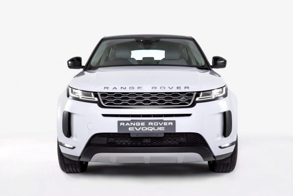 แลนด์โรเวอร์เปิดตัว Range Rover Evoque Lafayette Edition รุ่นพิเศษ มีจำกัดเพียง 3 คันในประเทศไทย ด้วยระบบปลั๊กอินไฮบริด P300e