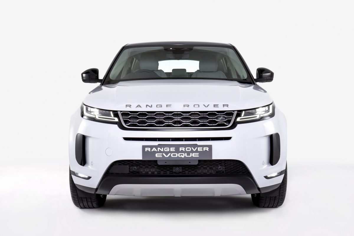 แลนด์โรเวอร์เปิดตัว Range Rover Evoque Lafayette Edition รุ่นพิเศษ มีจำกัดเพียง 3 คันในประเทศไทย ด้วยระบบปลั๊กอินไฮบริด P300e