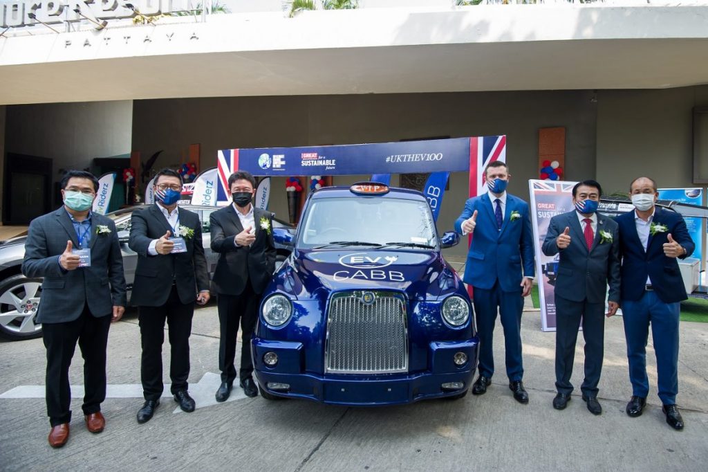 เอเชีย แค็บ จับมือ CHO โชว์ “ลอนดอนแท็กซี่” ต้นแบบยานยนต์ไฟฟ้า ในงาน EV 100 Roadshow