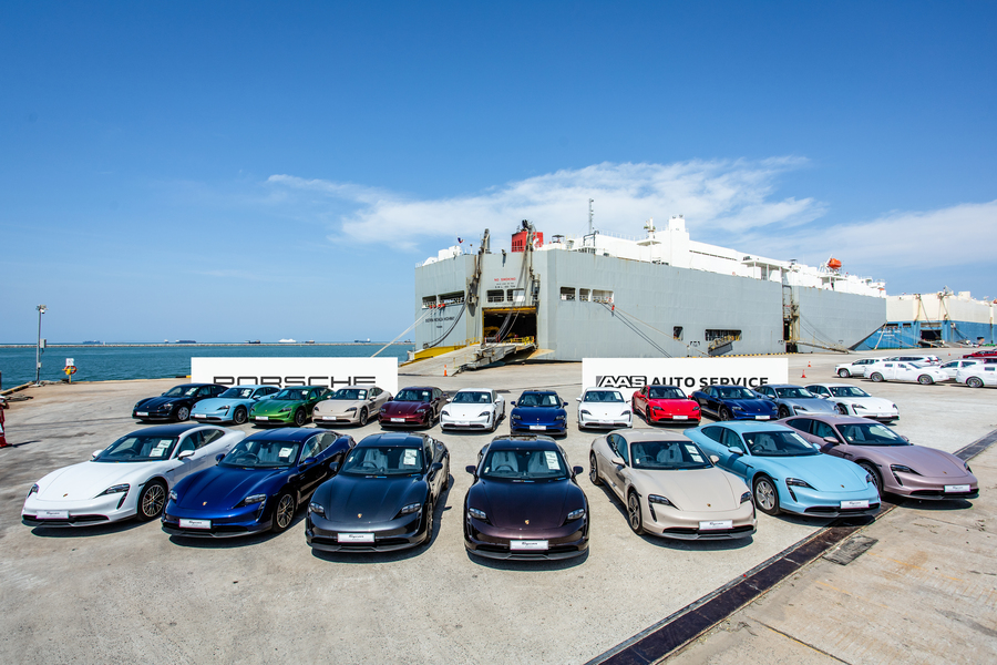 ปอร์เช่ ประเทศไทย เสริมทัพความแข็งแกร่งให้แก่ยนตรกรรมสปอร์ตไฟฟ้าด้วยไทคานน์ ใหม่ รุ่นขับเคลื่อนล้อหลัง (The new Taycan)