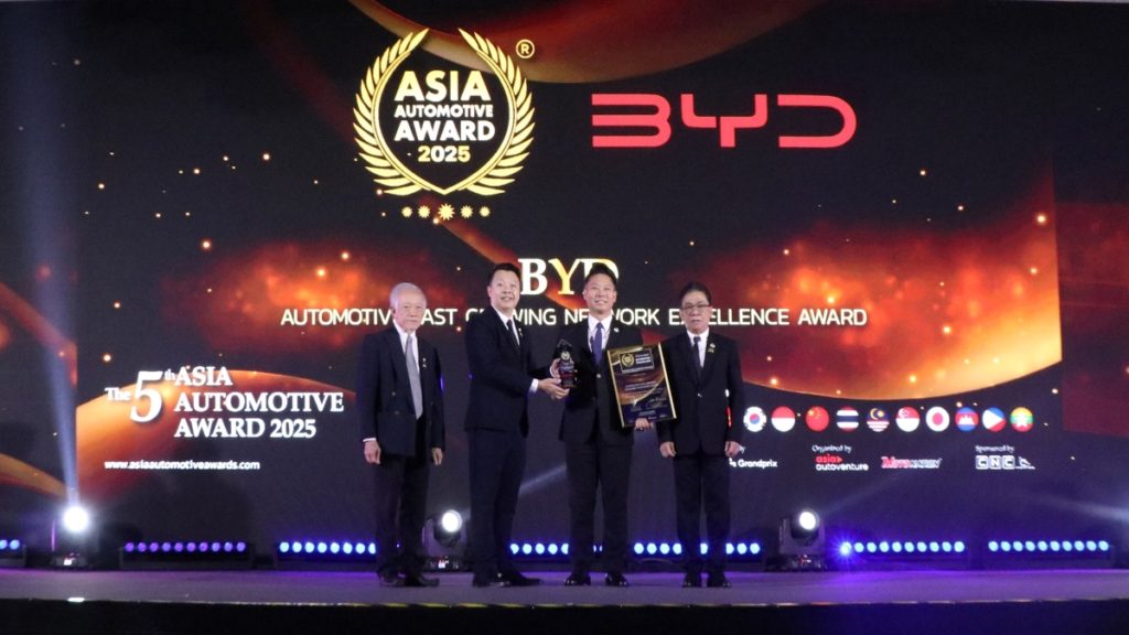 บีวายดี ประเทศไทย คว้าสองรางวัลจากเวที Asia Automotive Award 2025 สาขาขยายเครือข่ายยอดเยี่ยม และ จัดนิทรรศการโดดเด่น