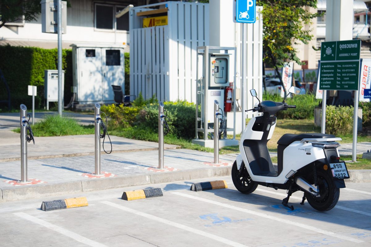สลีค อีวี สู้ศึกเจ้าตลาดรถมอเตอร์ไซค์ไฟฟ้า ดันโปรเจกต์ S-CHARGE เน้นโครงสร้างแข็งแกร่งก่อนยอดขาย
